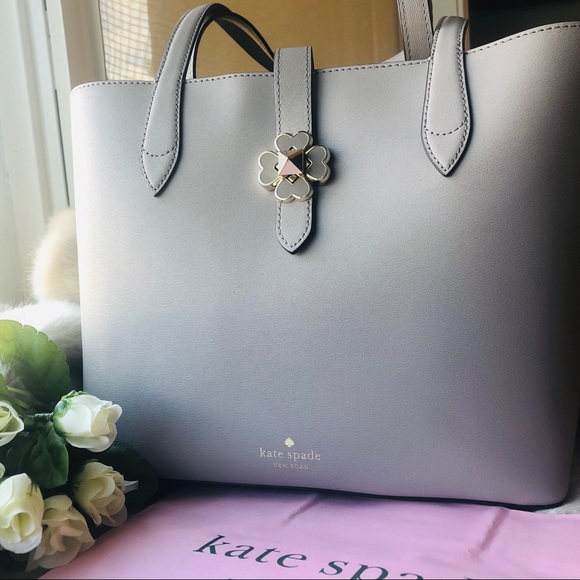 kate spade Handbags - ⚡️ Kate Spade medium leather tote bag